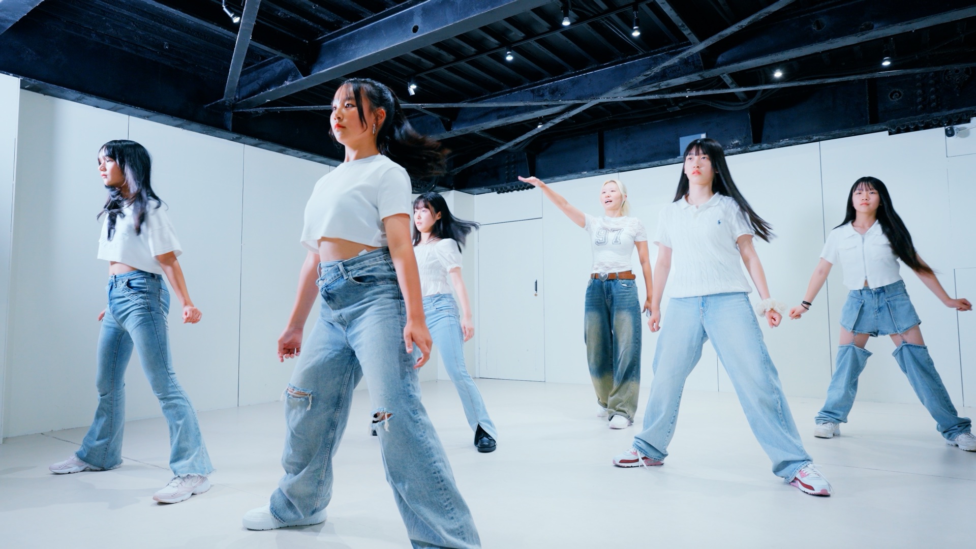 大阪梅田で行うKPOPダンスレッスン